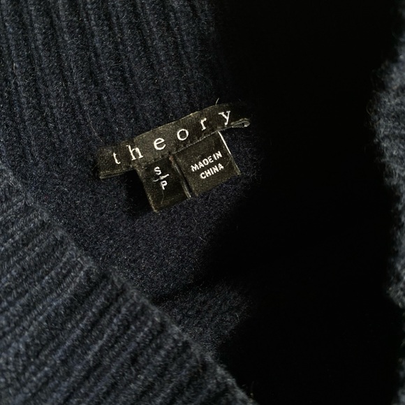 Theory Sweater Women’s Small 100% Cashmere Navy Blue Jodi B Cashmere - Picture 3 of 4